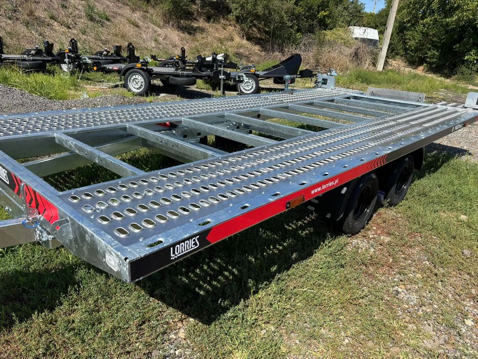 Lorries PLI 2700 Remorca transport auto rabatabila Lorries PLI 2700 kg rampe integrate