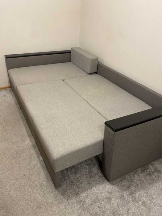 Отдам даром диван