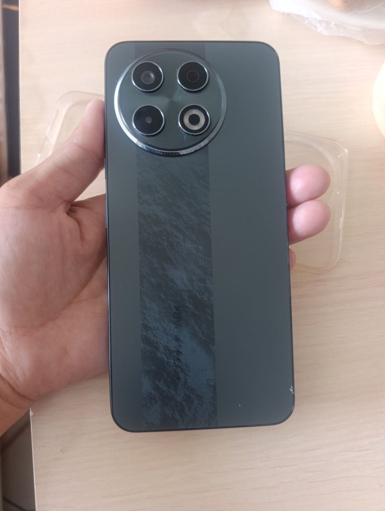 Tehno Spark 30pro