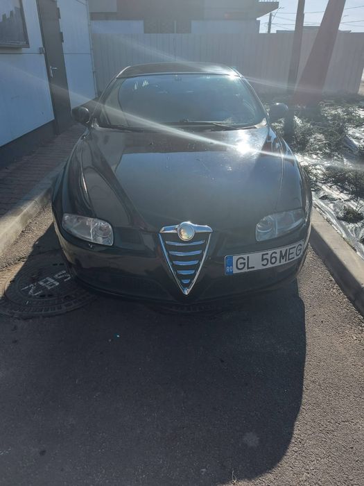 Vand Alfa Romeo GT
Pret NEGOCIABIL‼️
Km 270.000
Motor 1.9 150cp + soft
