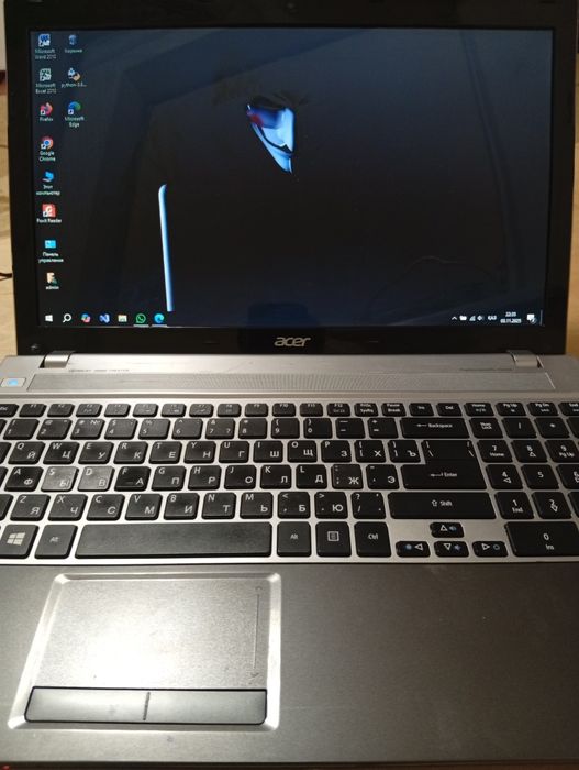 Ноутбук Асер i5.