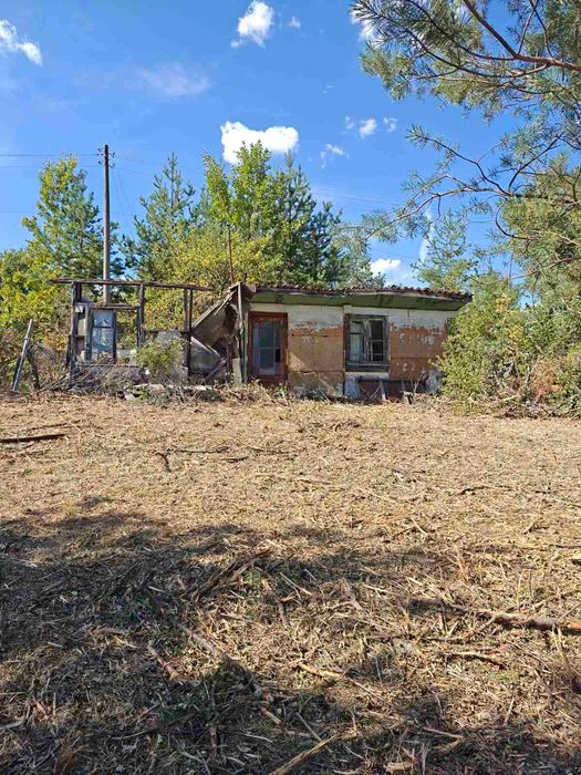 Продава ВИЛА в с.Егълница ,обл.Перник.