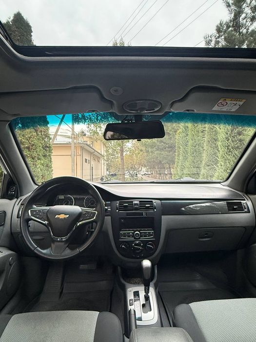 Kraskasi 100% toza. Gentra Avtomat karobka. 50.800 KM.