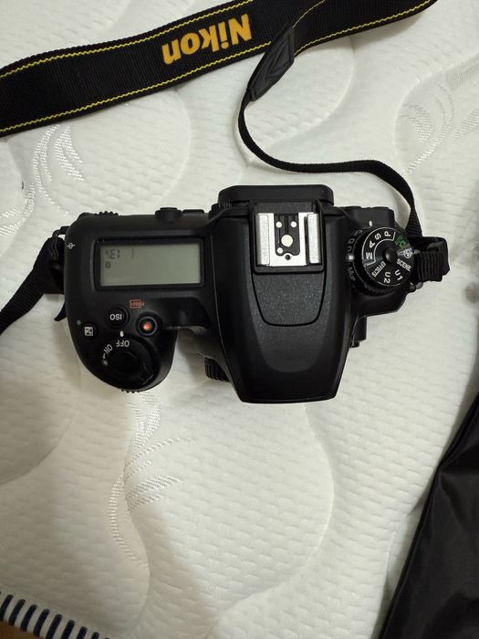 Nikon D7500 Фотоапарат с 3 обектива и екстри