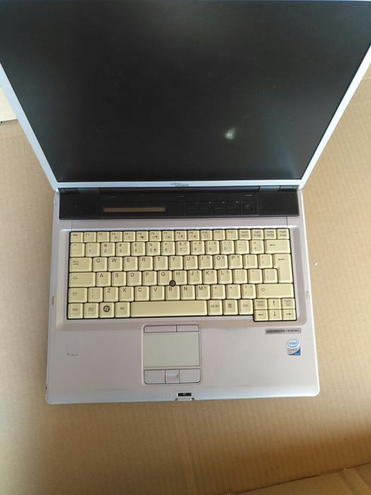 Laptopuri pentru piese Fujitsu Toshiba Acer