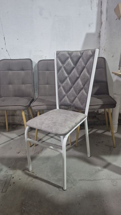 Столы и стулья со склада  Ержанова 1400