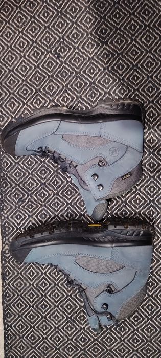 Туристически обувки висок клас gore-tex