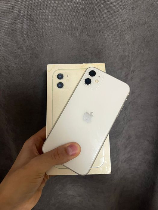 Продам айфон 11.