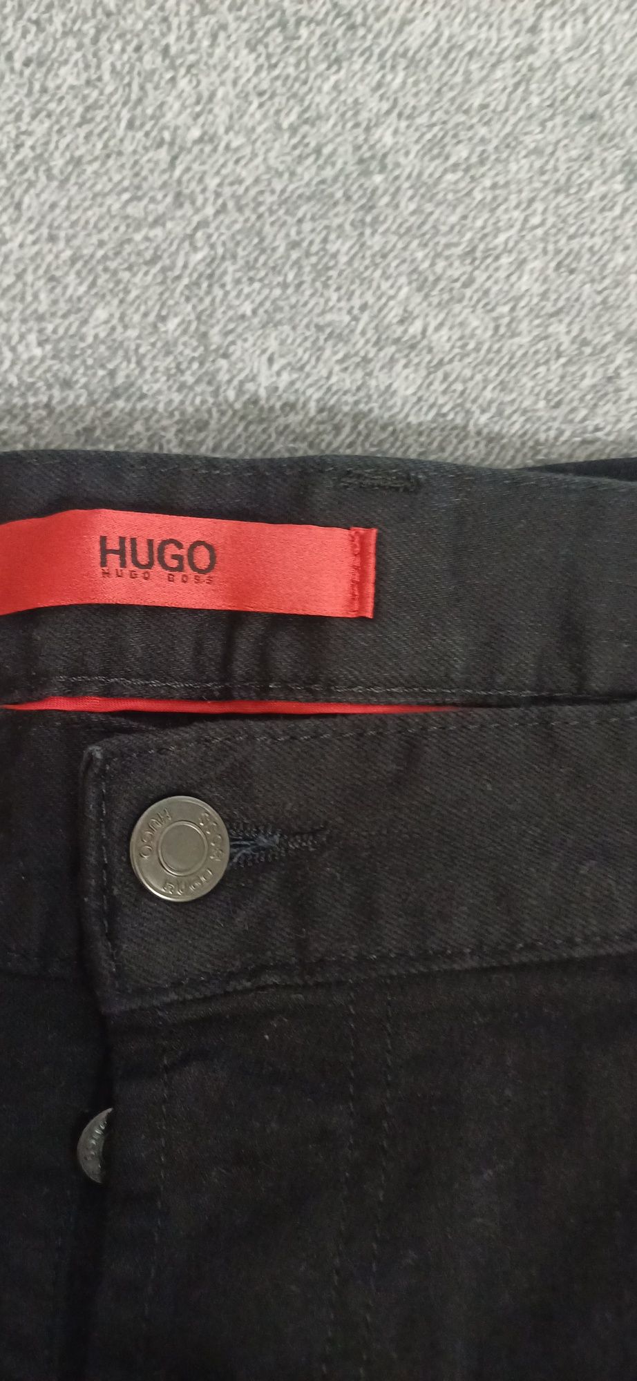 Blugi bărbătești Hugo Boss