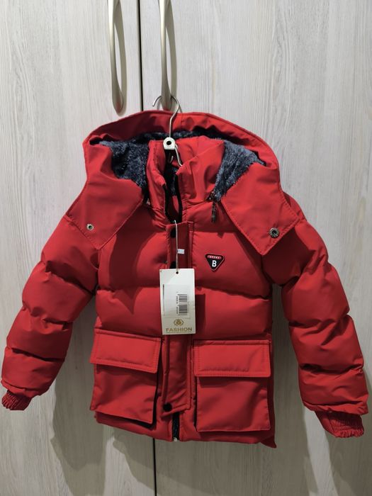 Продается детская куртка, новая