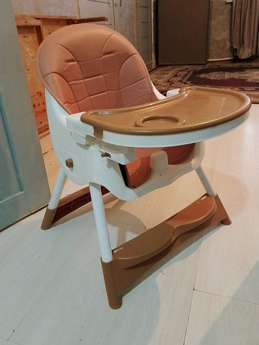 Стол для кормления