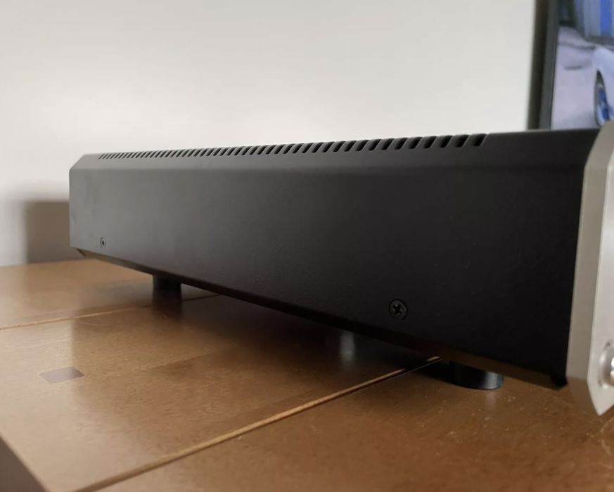 Усилвател Roksan Caspian M Series-1