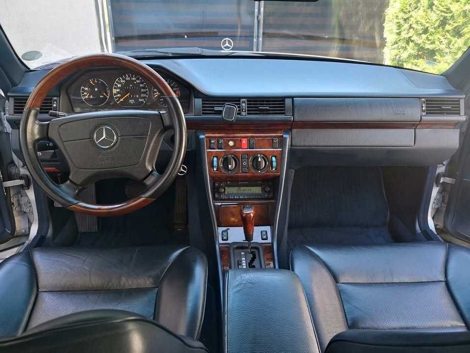 Mercedes W124 CE 1995 2,0 /136CP