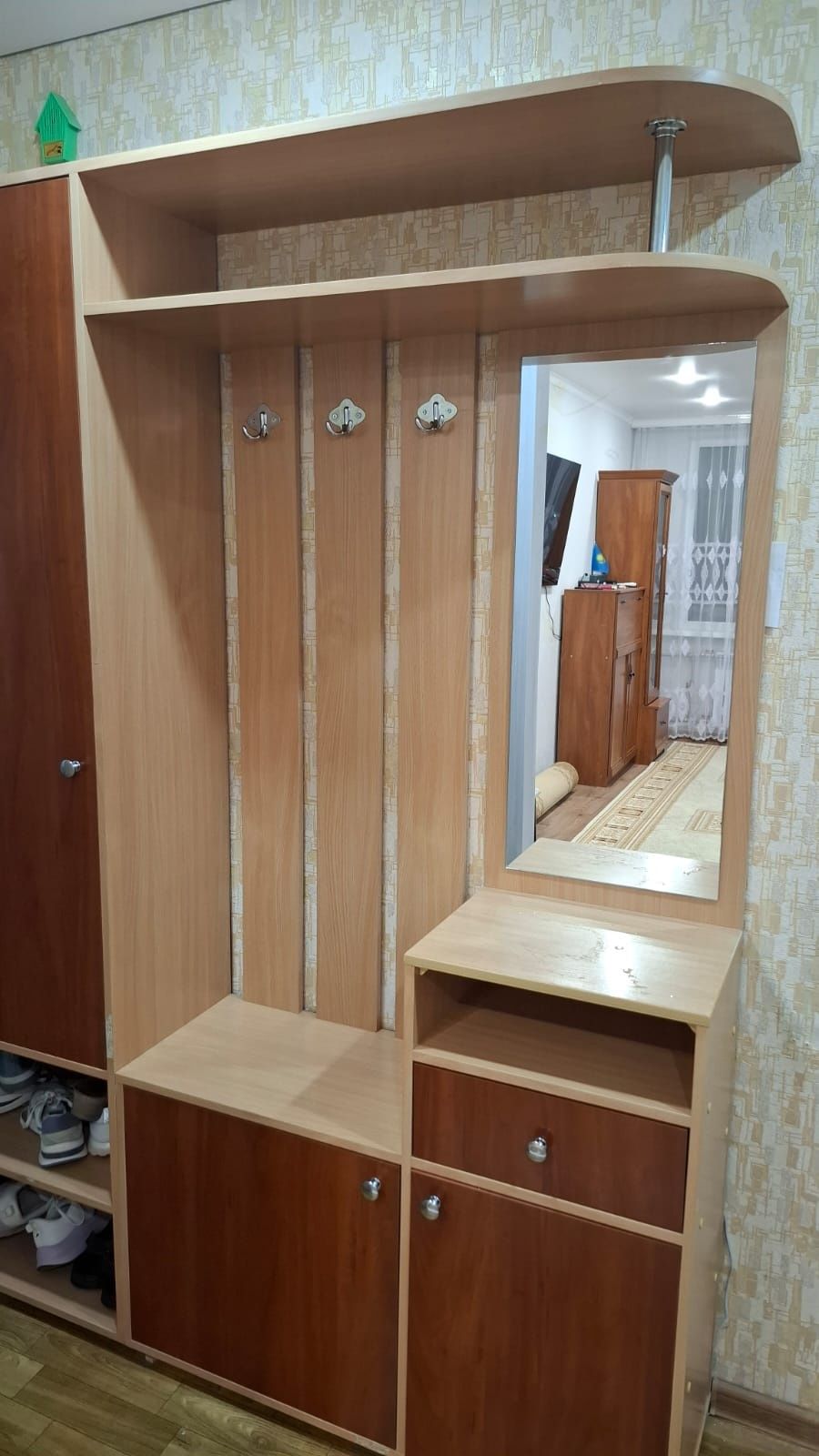 Шкаф на прихожую