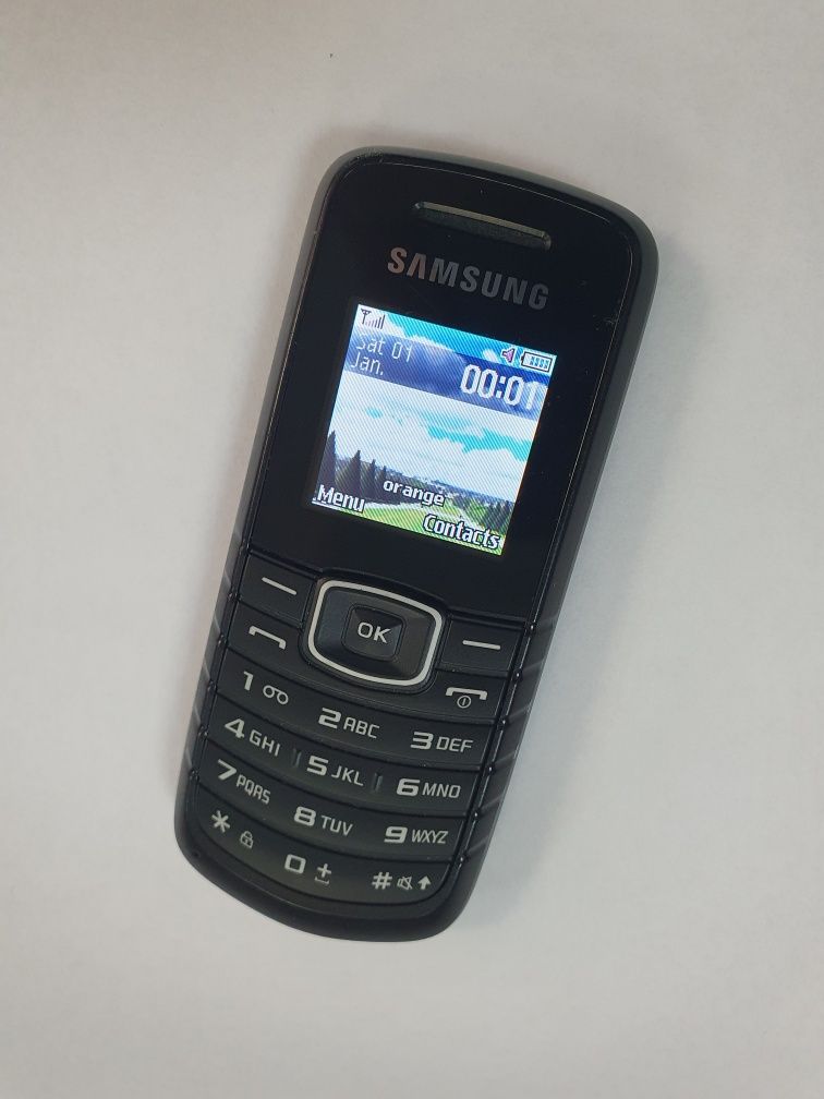 Telefon Samsung GT E 1080 ca nou necodat taste seniori butoane