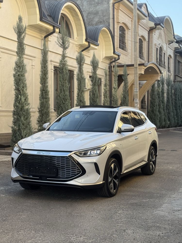 Byd song plus gibrid AWD