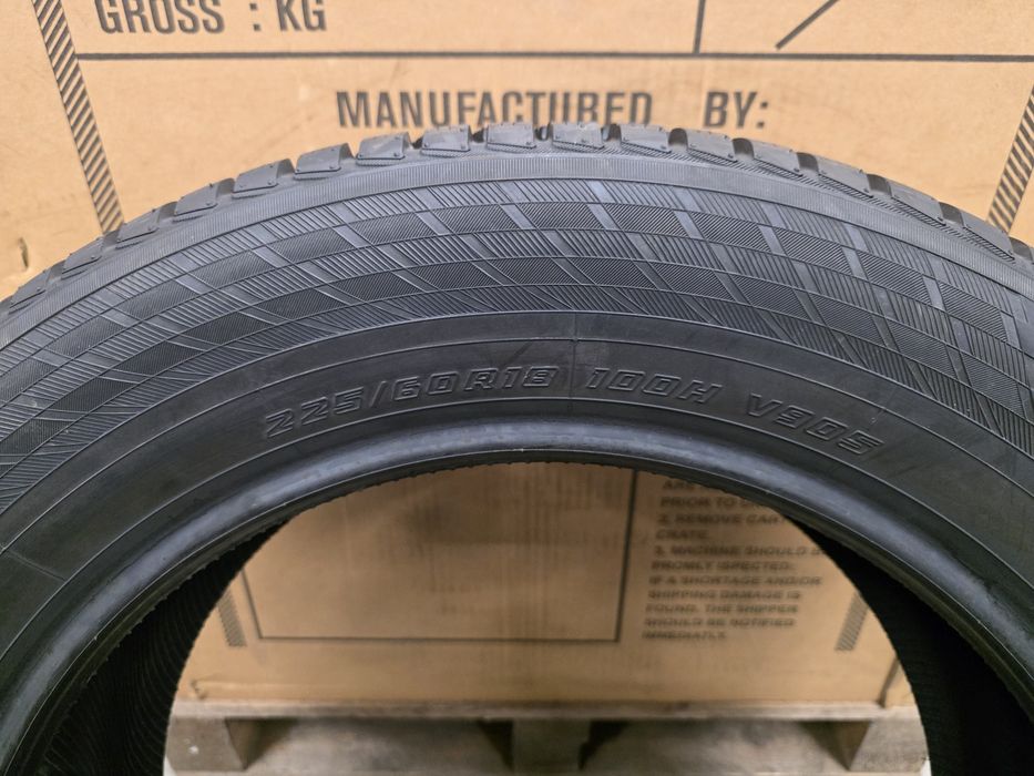 225/60/18 100H 4бр.YOKOHAMA BluEarth WINTER V905-DEMO