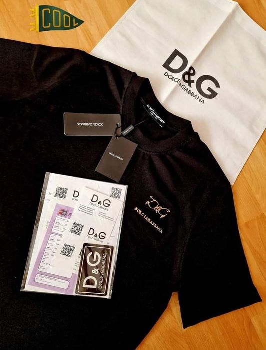 Tricou bumbac Dolce Gabbana, logo metalic auriu, cod scanabil Qr,sacul