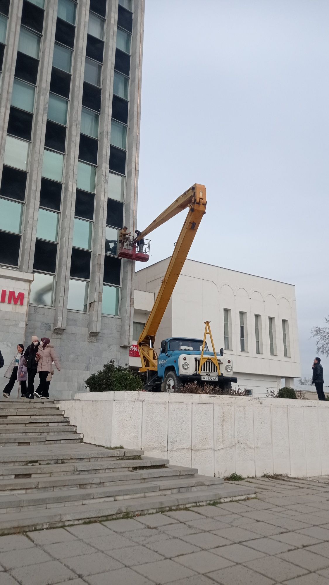 Услуги авто вишка хизмати