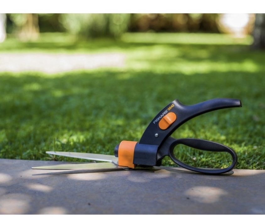 Fiskars foarfeca gazon
