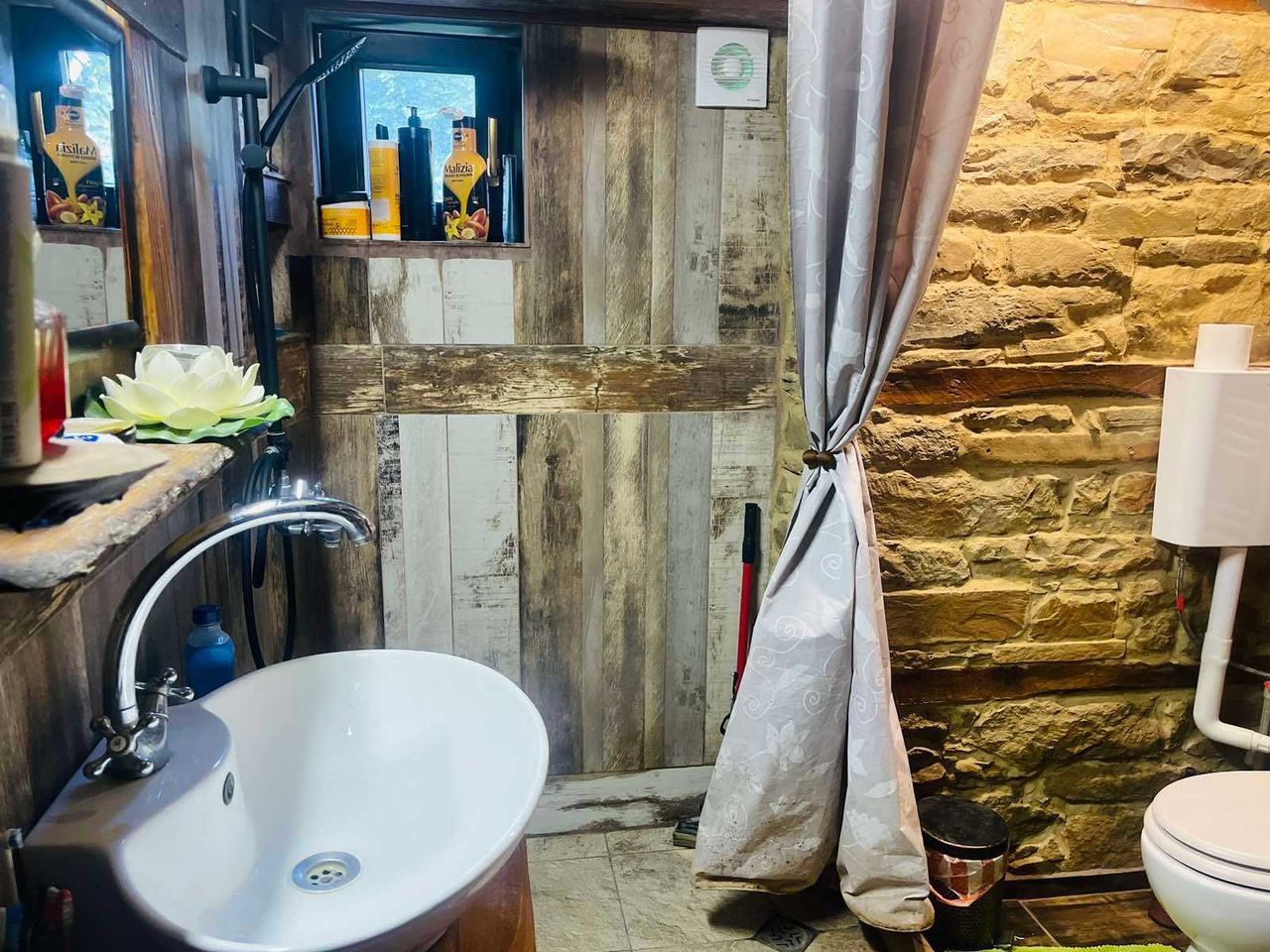 Продава се Къща в с. Катунище, Област Сливен - 116 кв.м за 863 €/кв.м - Снимка #11