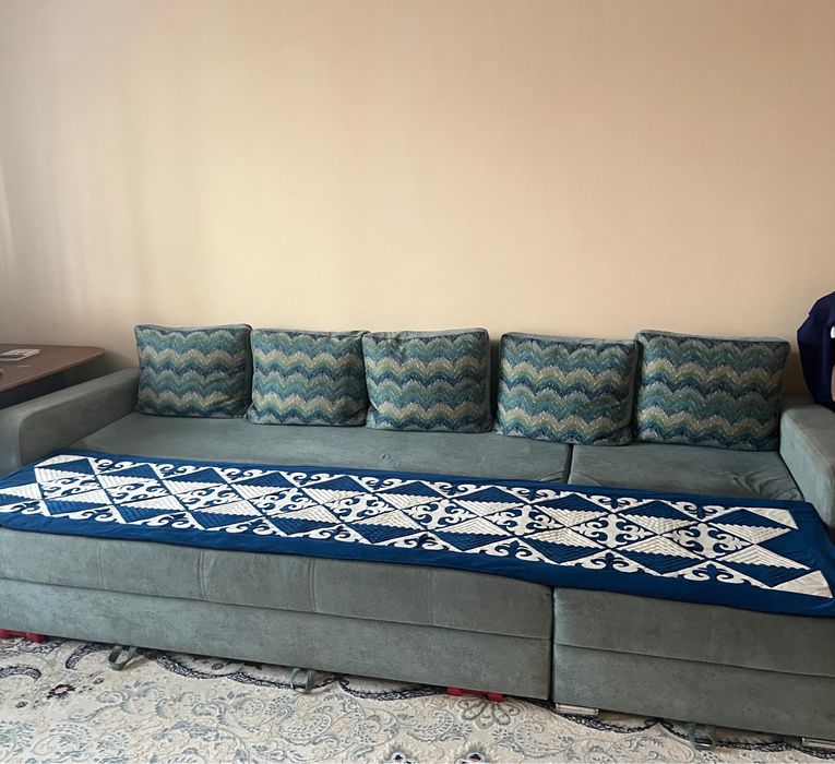 Диван для гостинной