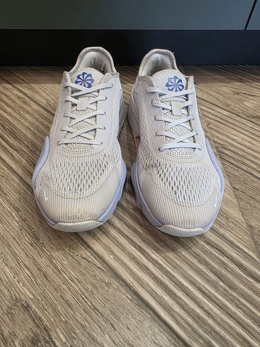 Дамски маратонки NIKE