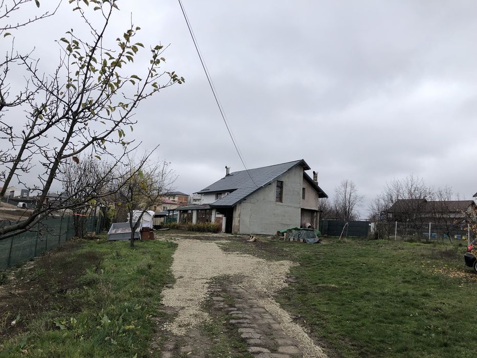 Casă + teren | 2200 mp | stadionul Nicolae Dobrin