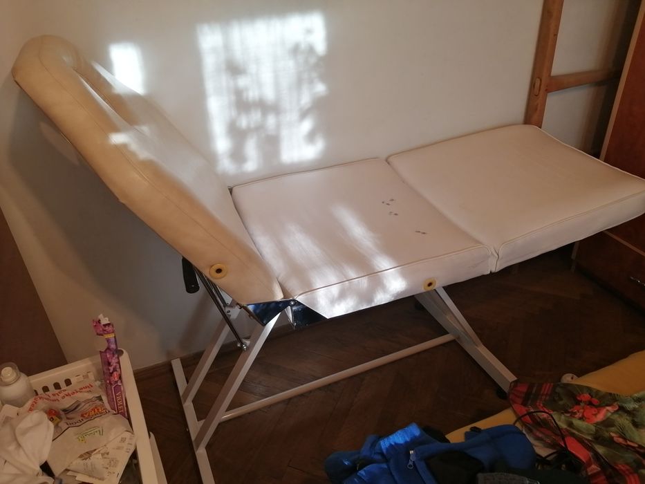 Masa de masaj cu cadru metalic