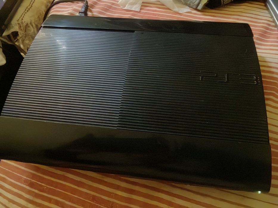 Playstation 3 super slim/Плейстейшън 3 супер слим