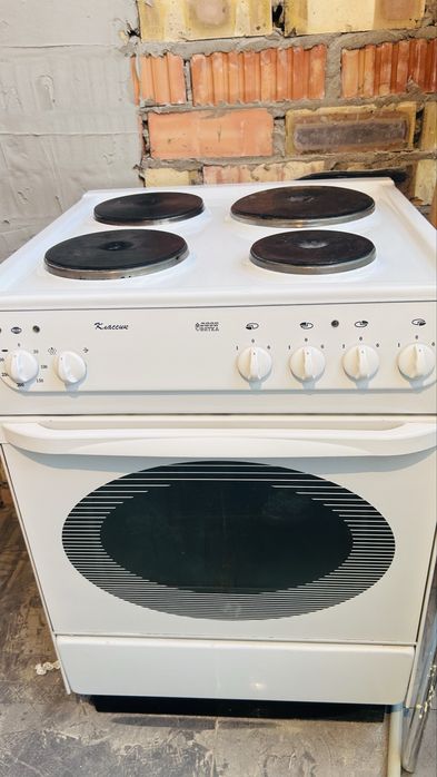 Продам электрическую плиту
