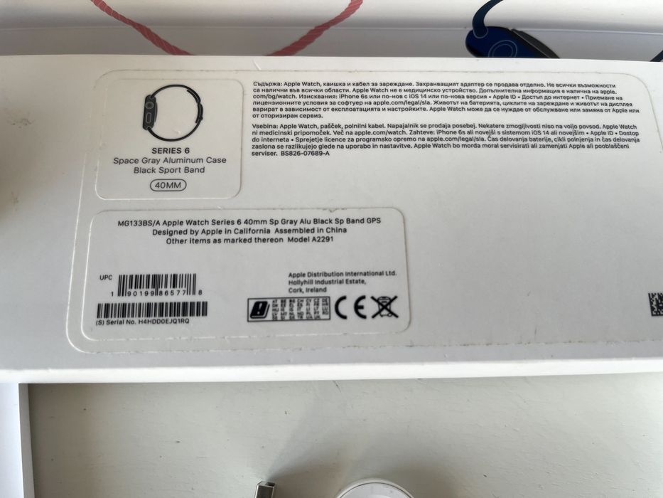 Apple Watch Series 6 GPS 40mm Space Gray OLED Blood Oxygen Heart Rate