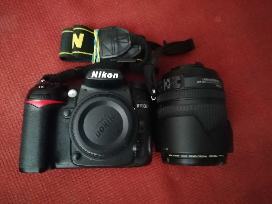 Nikon D7000 + obiectiv 18-105-Filmare FULL HD -Stare foarte buna+blitz