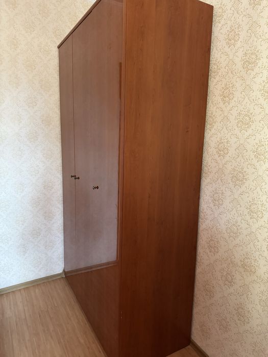 Продам шифоньер