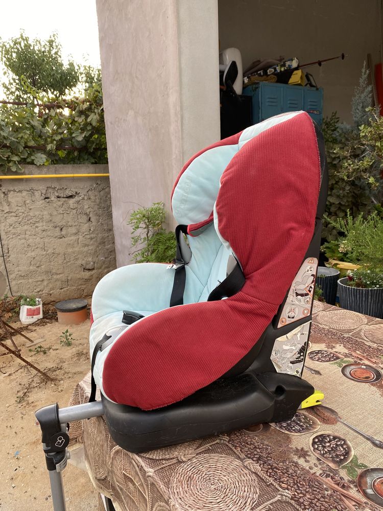 Scaun auto copil maxi cosi cu placa isofix si recline