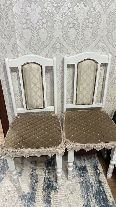 Стулья для гостиной