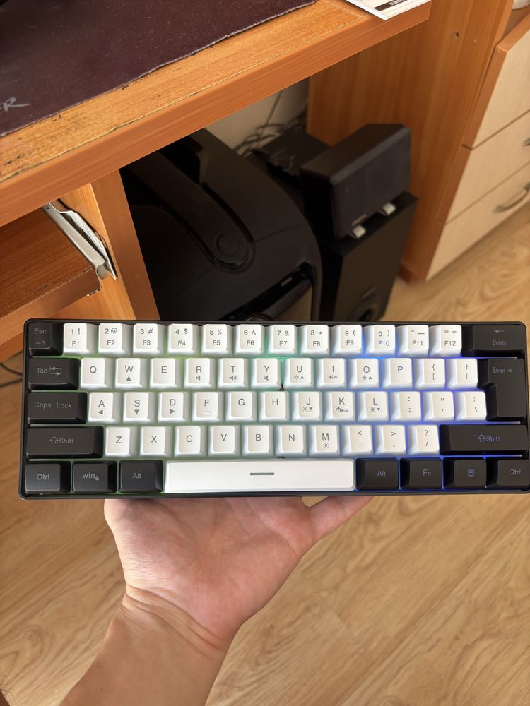 Геймърска клавиатура RGB