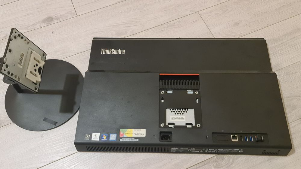 Lenovo thinkcentre m900z