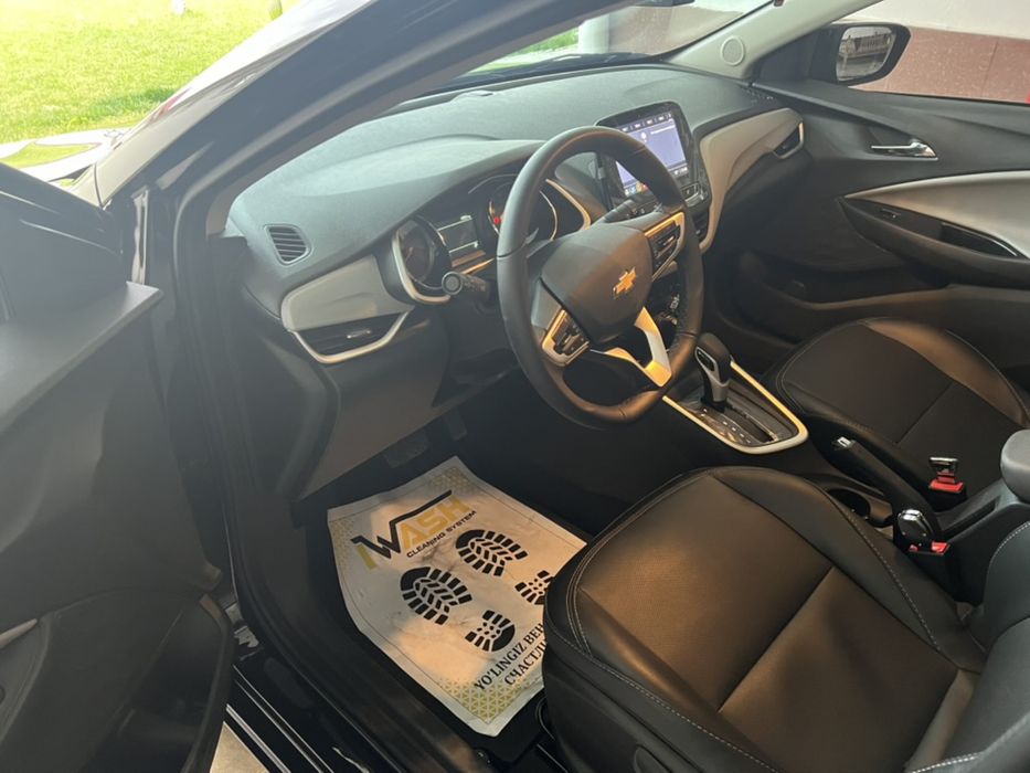 Onix premier 2/6 позиция