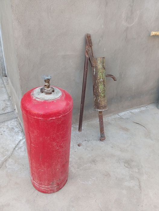 Продается газ баллон и качалка