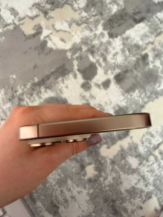 Iphone 16 Pro Max - 512GB Desert