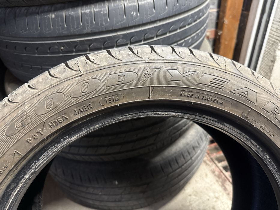 Goodyear 215/50/17