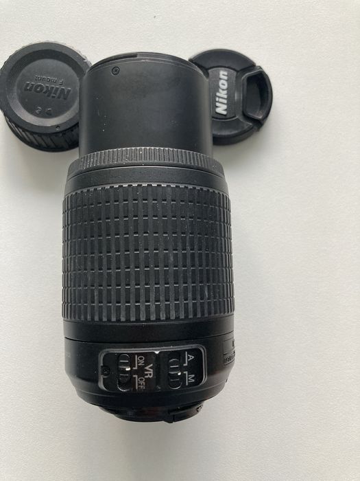 Nikon AF-S DX Nikkor 55-200mm f/4-5.6G VR, за части