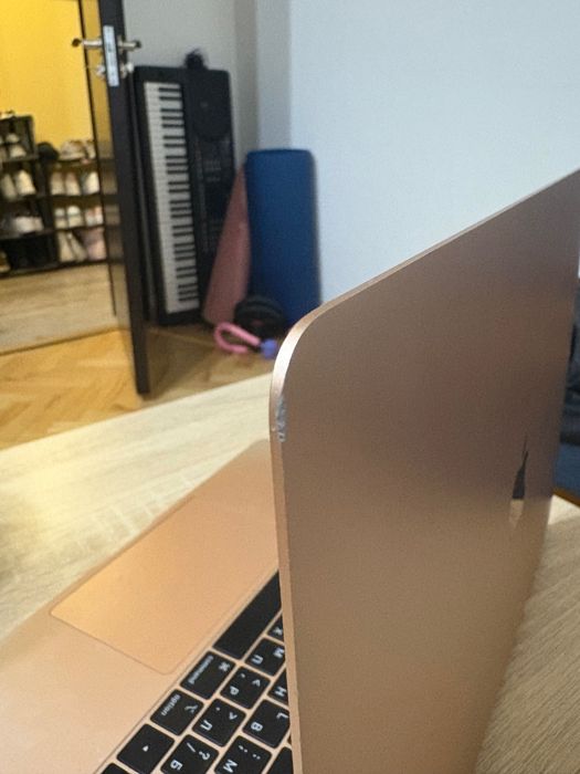 MacBook Air  retina 13 rose gold