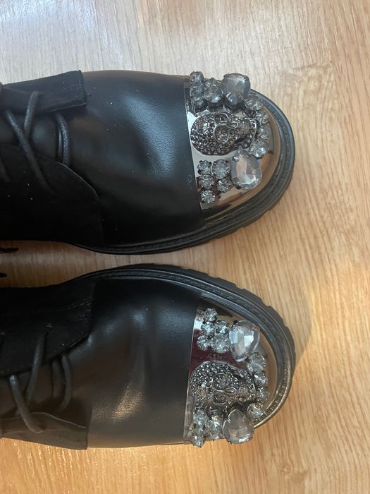 Топли, модерни кубинки.