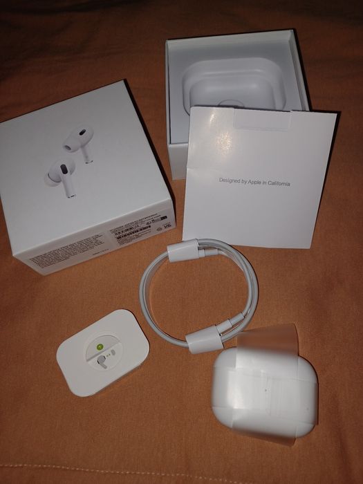 Casti wireless in ear