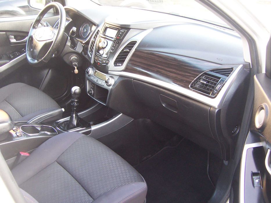 SsangYong Korrado 2.0 TDI, 150 CP, Climatronic, an 2014, Import
