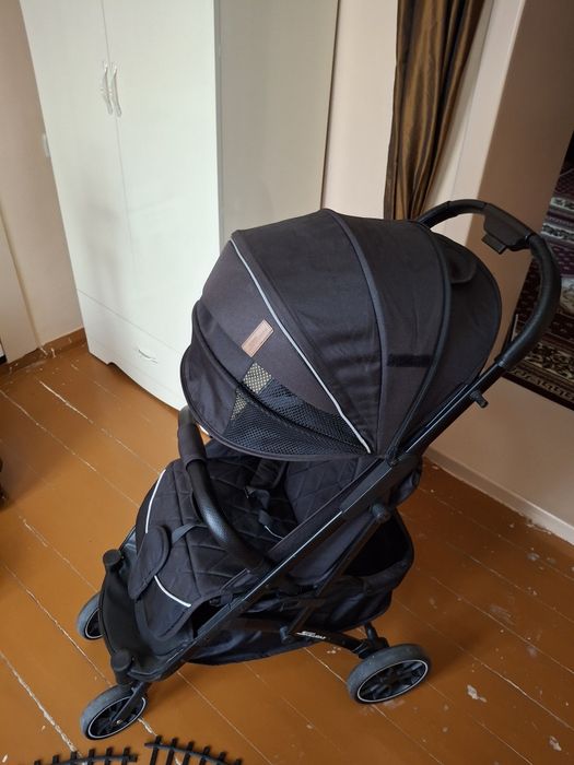 Продам коляска для малышей