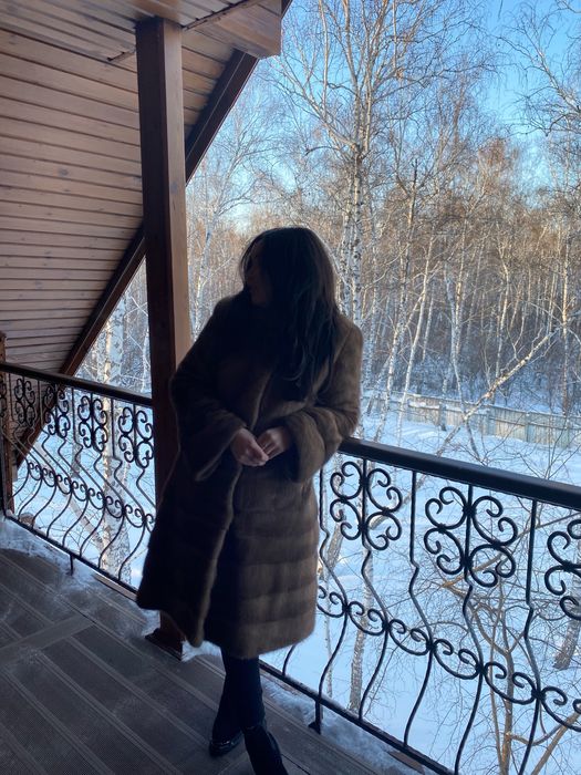 Продам шубу цвета грецкого ореха