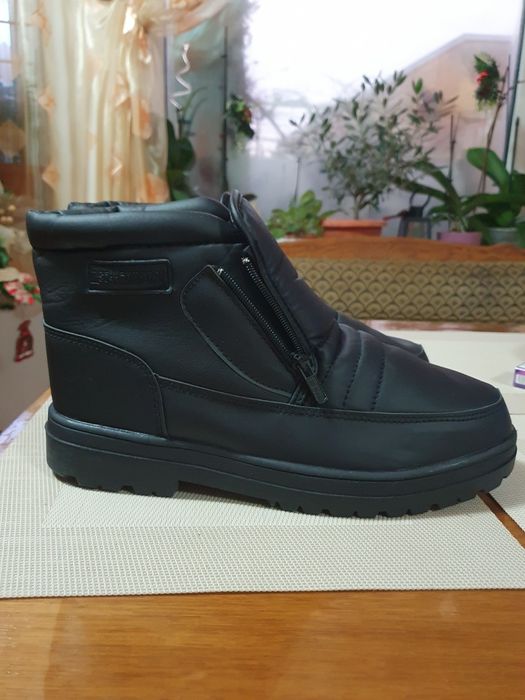 Ghete  de   iarna  pt   dama,  marime 43, Braila